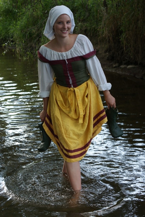 Kostým - komplet (zmenšeno).JPG